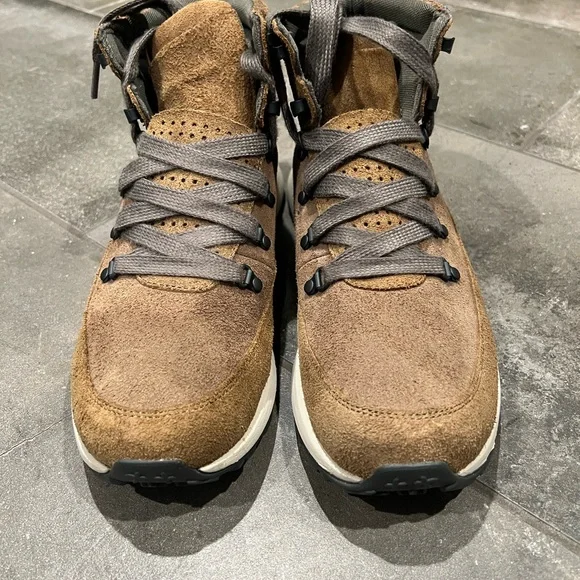 Merrell - Picture 2 of 8